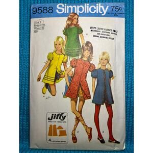 Simplicity 9588 Sewing pattern Girls A line dress shorts 1960s size 7